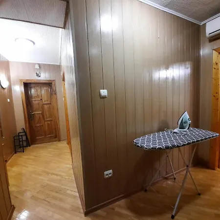 Двокімнатна Квартира Біля Басейну Berehove  Exterior photo
